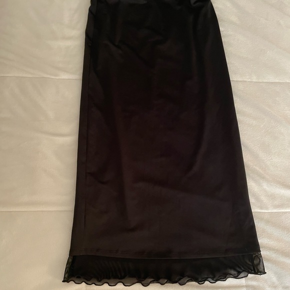 Forever 21 Dresses & Skirts - Forever 21 Long Black Skirt